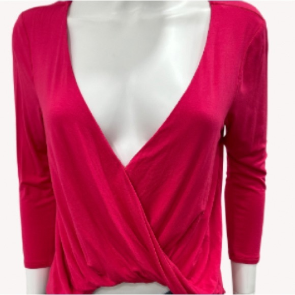 So Fabulous Bebe High Low Twist Top - Picture 5 of 8